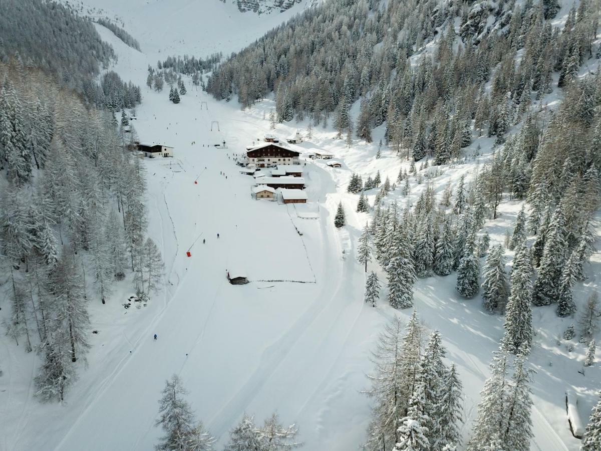 Berghotel Schlickeralm 1.616 M 富尔普梅斯 外观 照片